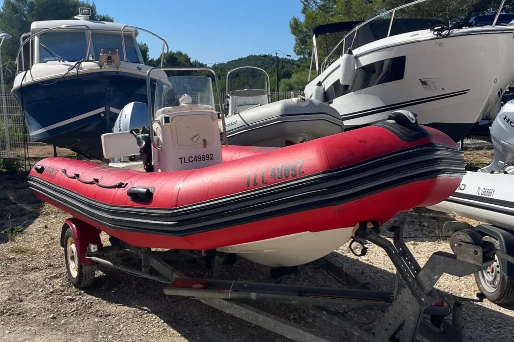 ZODIAC PRO 9 MAN - Photo 3