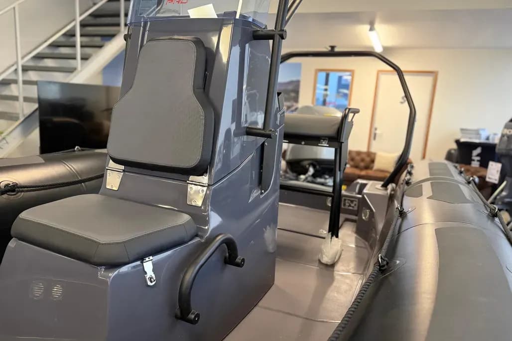 ZODIAC PRO 5.5 - Photo 5